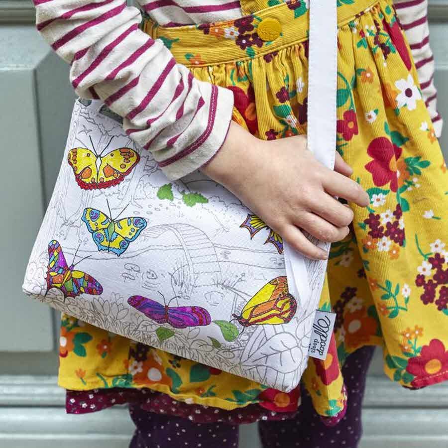 캐리마켓 -  [잇슬립두들] butterfly crossbody bag - colour in &amp; learn