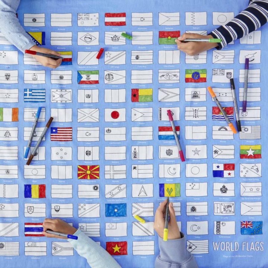 캐리마켓 -  [잇슬립두들] world flags tablecloth – colour &amp; learn
