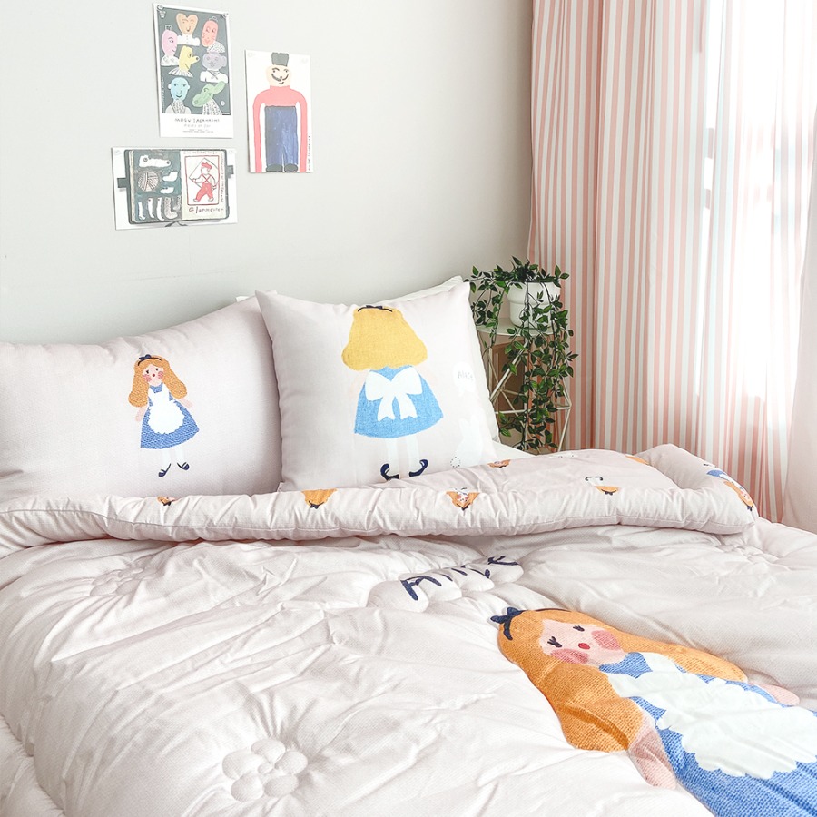 캐리마켓 -  [드로잉에이미] Alice in wonderland bed comforter set