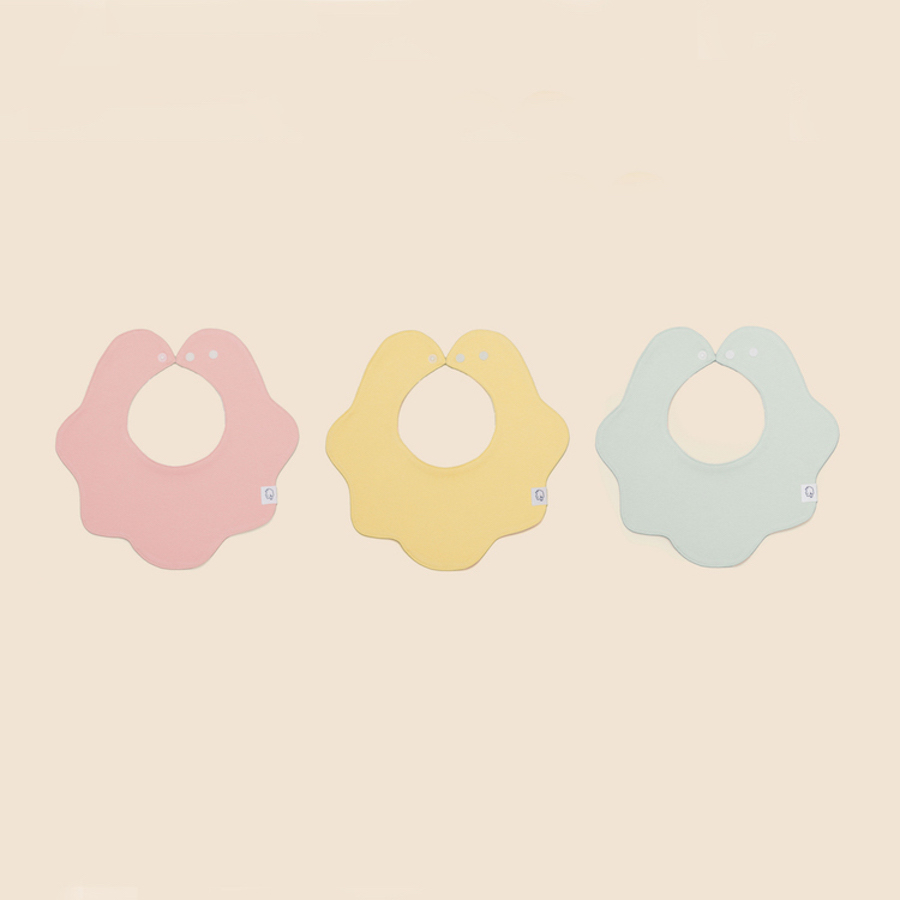 캐리마켓 -  [베베베어] 베이직 봄/가을 출산 선물세트 :: 신생아 꽃받침 턱받이 3종 (핑크, 노랑, 민트)