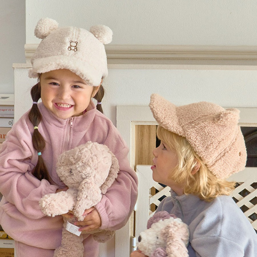 캐리마켓 -  [따블리에] 테디 뽀글이 곰돌이 유아 겨울 모자