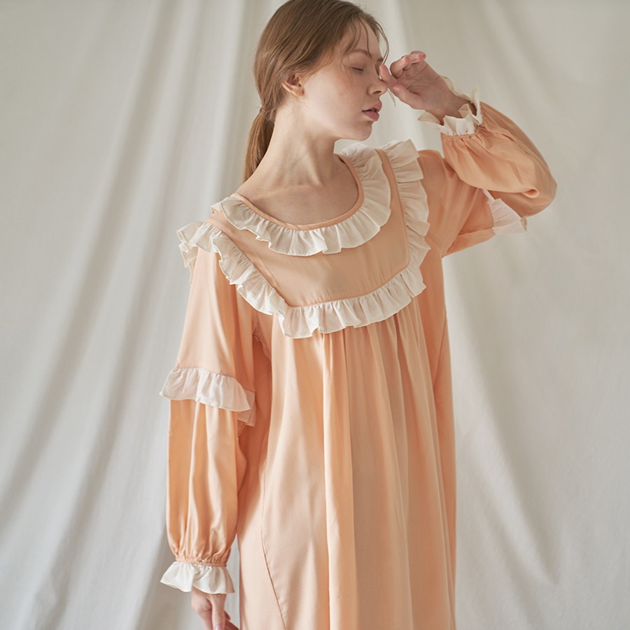 캐리마켓 -  [이루시다] 모달 오렌지 프릴 긴팔 원피스 여성 잠옷