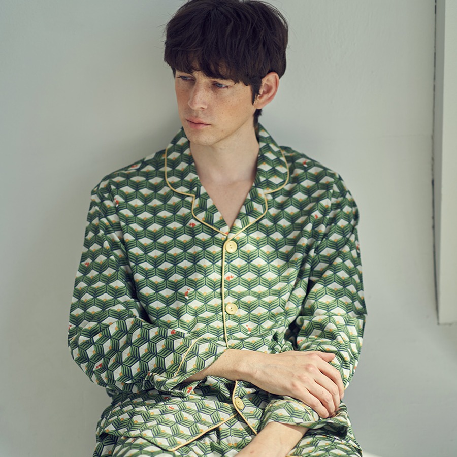 캐리마켓 -  [이루시다] 모달 폭스큐브 패턴 긴팔 세트 남성 커플 잠옷