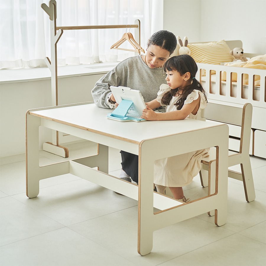 캐리마켓 -  [우드래빗] 마이토 키즈 테이블 세트(아동2인용) - 테이블+의자2개