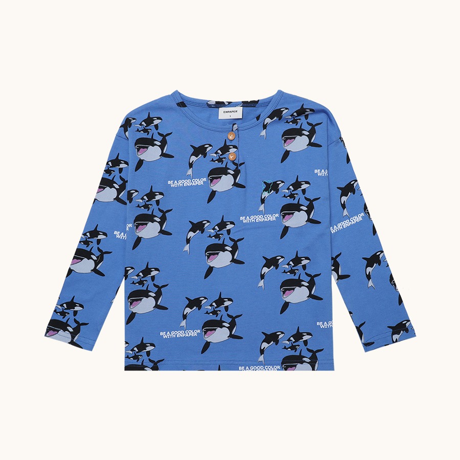 캐리마켓 -  [엔페이퍼] 범고래 버튼 롱 슬리브 티셔츠 (블루)