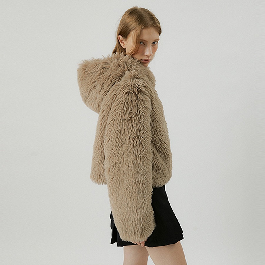 캐리마켓 -  [몰리올리] COMELY soft fur crop hoodie jacket [beige]
