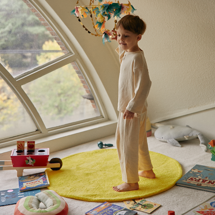 캐리마켓 -  [체리앤해리] 솔라 원형 러그 극세사 사계절 포인트 아이 놀이 방 러그 100cm