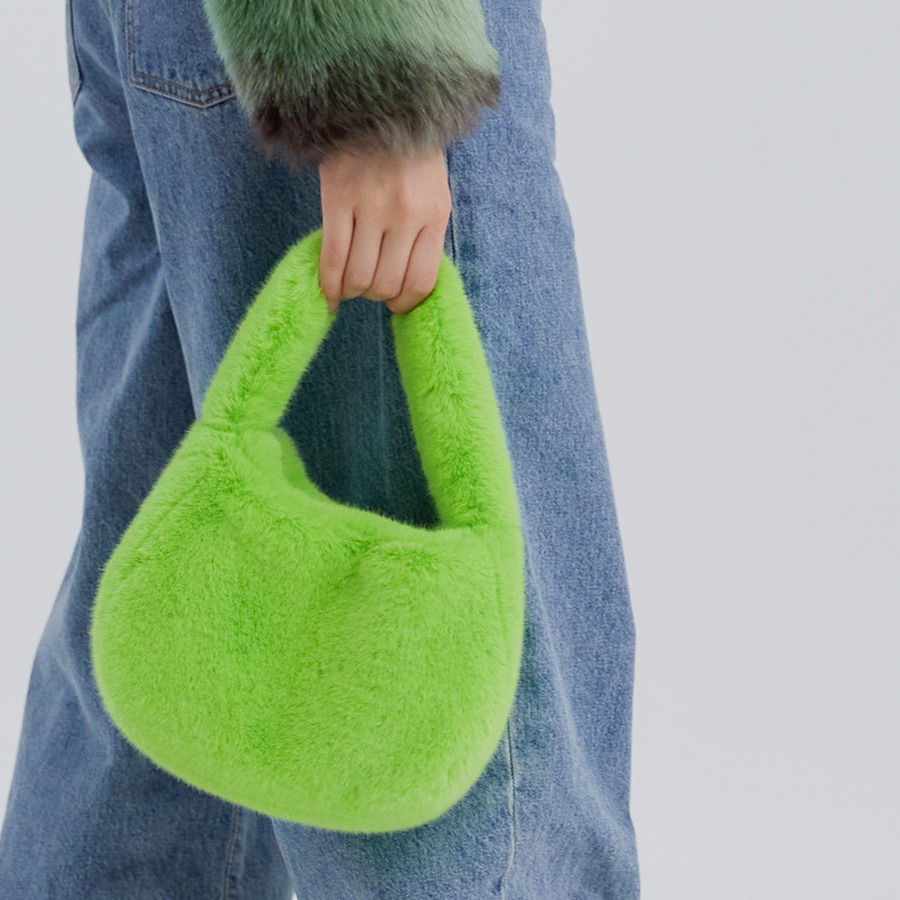 캐리마켓 -  [몰리올리] KEETY RABBIT fur mini bag [neon green] 미니 겨울 가방