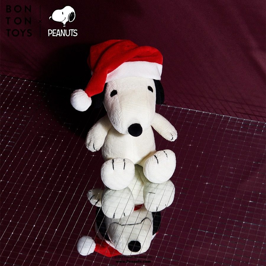 캐리마켓 -  [PEANUTS] Snoopy Sitting with Christmas Hat - 17cm