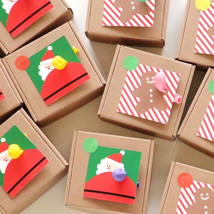 캐리마켓 -  [꼬까참새] 크리스마스 어린이집 선물 네모 풍선카드 구디백